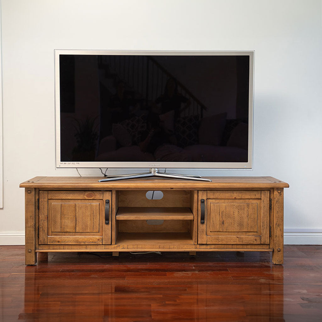 Oberon Entertainment Unit-Natural