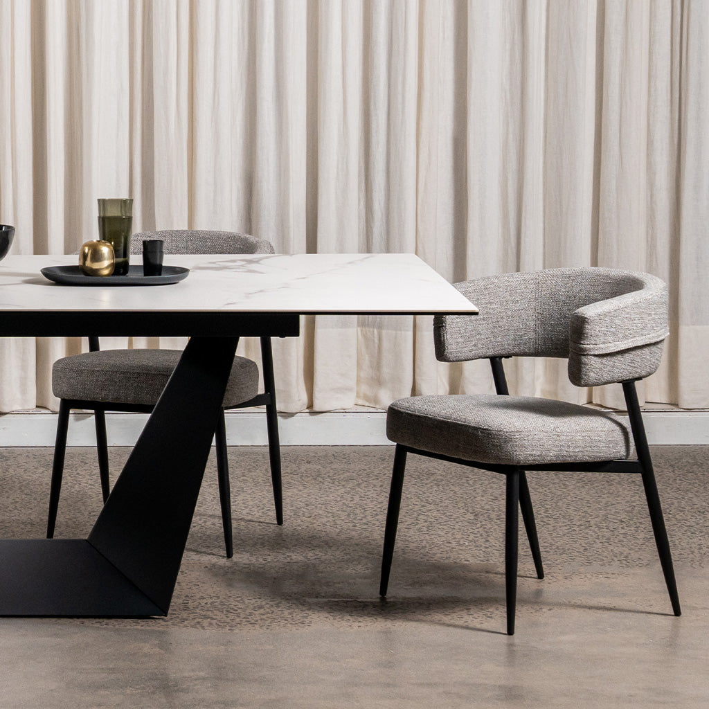 Lazio 1800 Dining Table