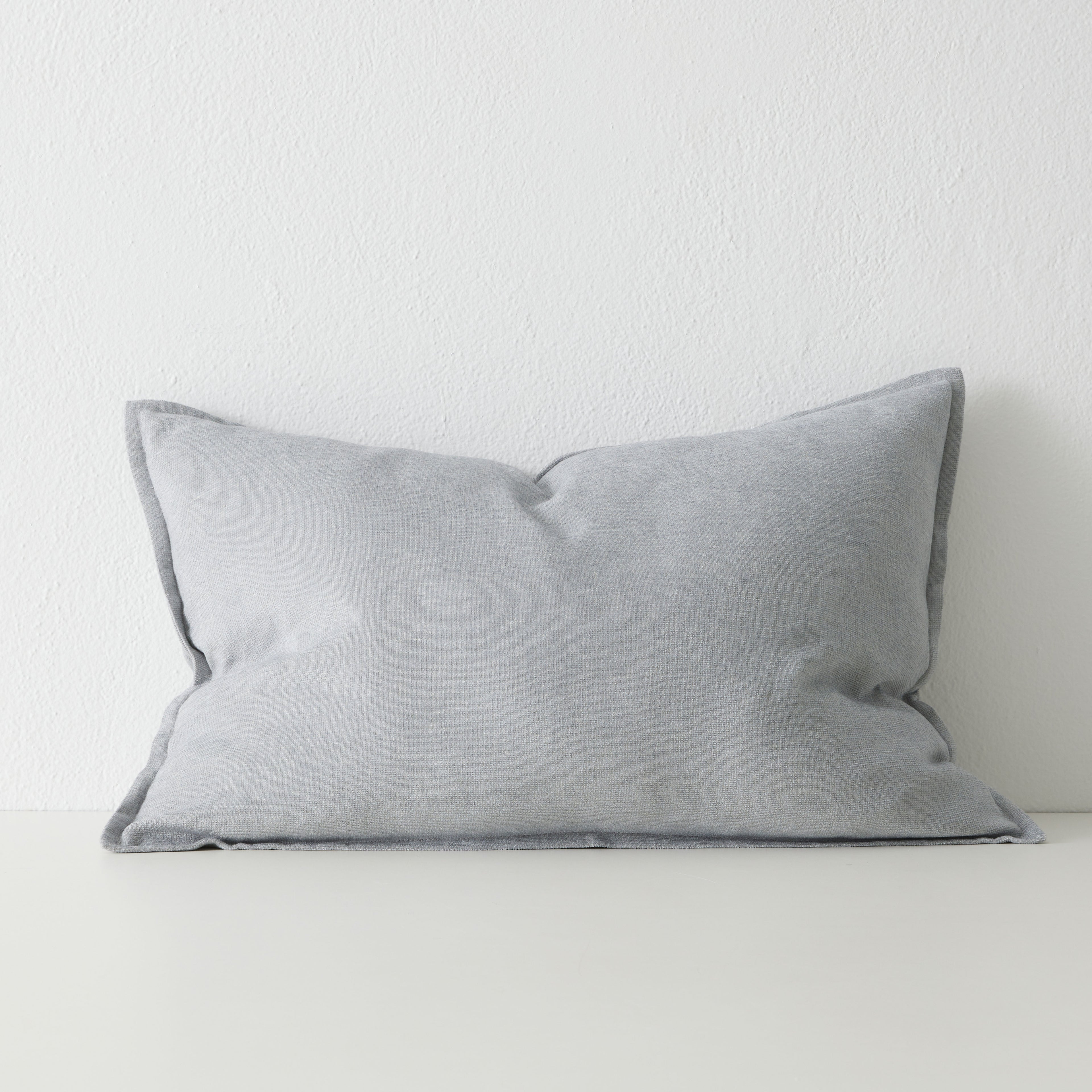 Fiore Cushion 40 x 60cm-Breeze