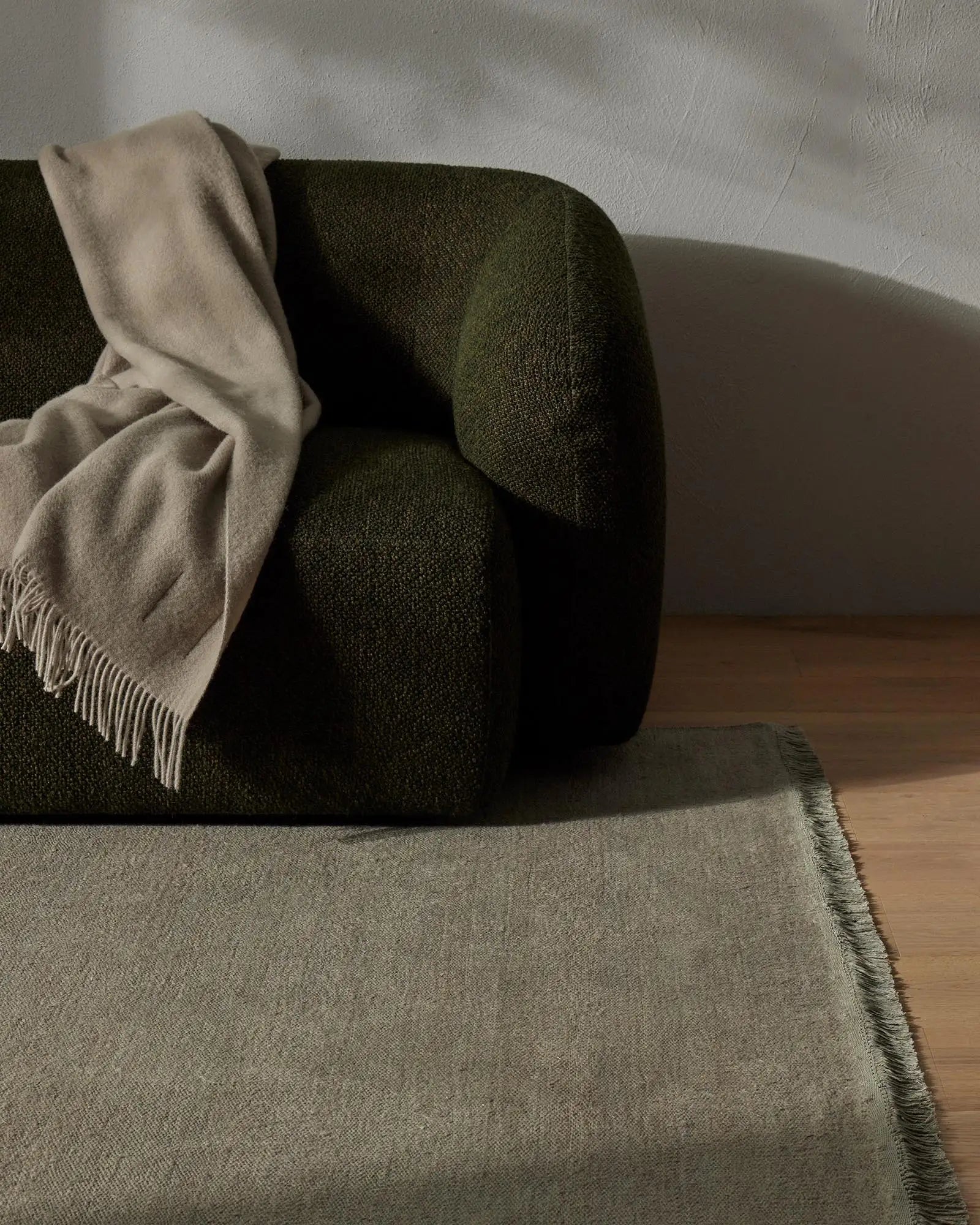 Emilio Rug 3m x 4m-Flint