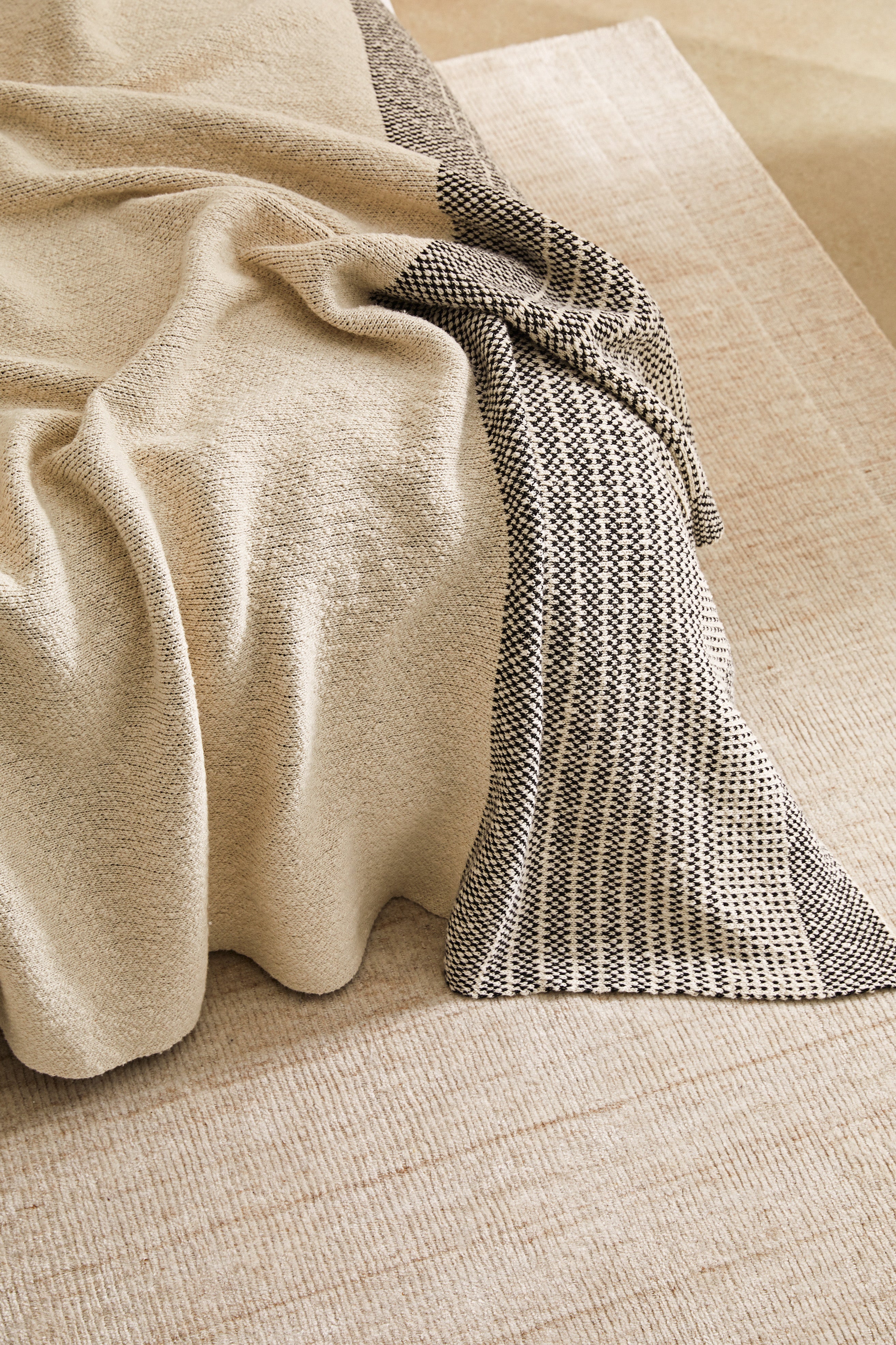 Travertine Rug 2m x 3m-Buff